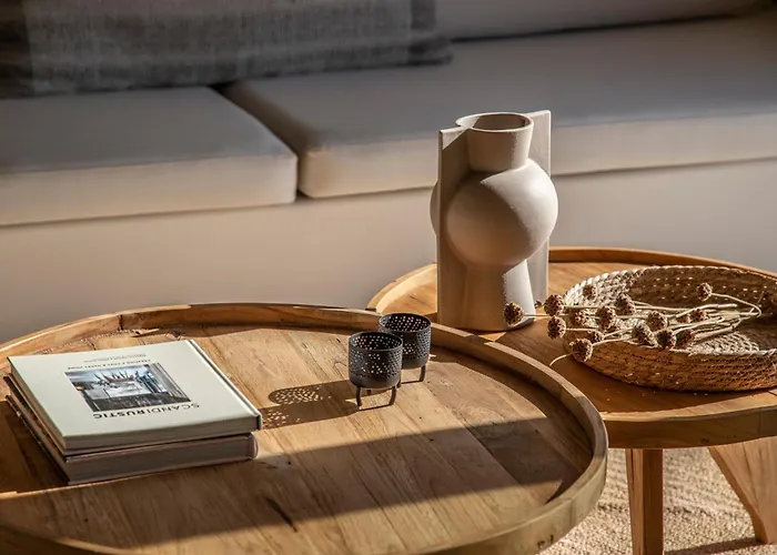 Avertosia Luxury