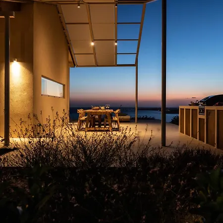 Avertosia Luxury * アルゴストリオン