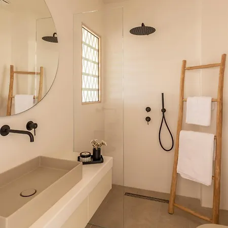 Avertosia Luxury * Argostolion