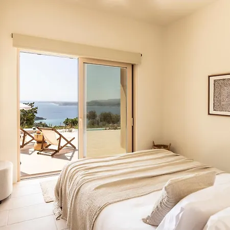 Avertosia Luxury Vilă