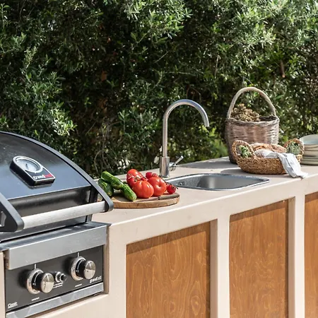 Avertosia Luxury Argostolion