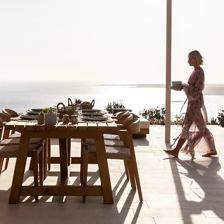 Avertosia Luxury Vilă